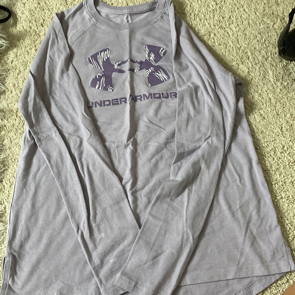 S light purple under armour Long sleeve